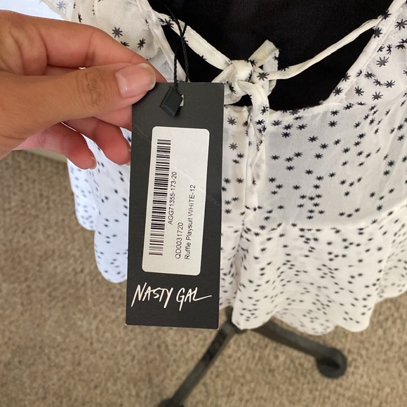 Nasty gal White black star romper - Picture 8 of 9